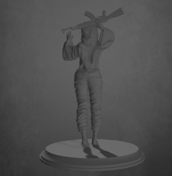 Maya Kalash – Figurine résine pin-up militaire de collection