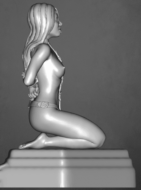 Yuna Entravée – Statue résine bondage adulte de collection